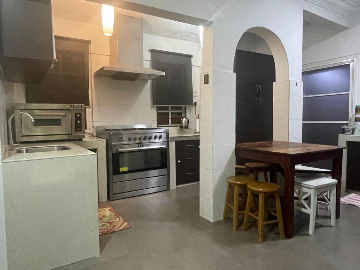 Homestay Laman Nuri, Kota Damansara Petaling Jaya Exterior photo